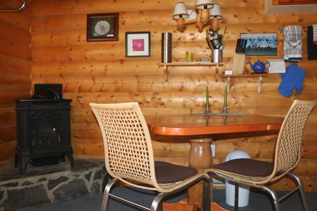 Rocky Mountain Cabins And Home Голден Екстер'єр фото